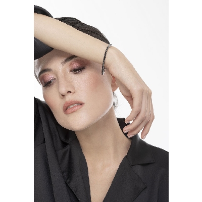 Pulsera tennis cuadrada en oro blanco 18k con diamantes negros