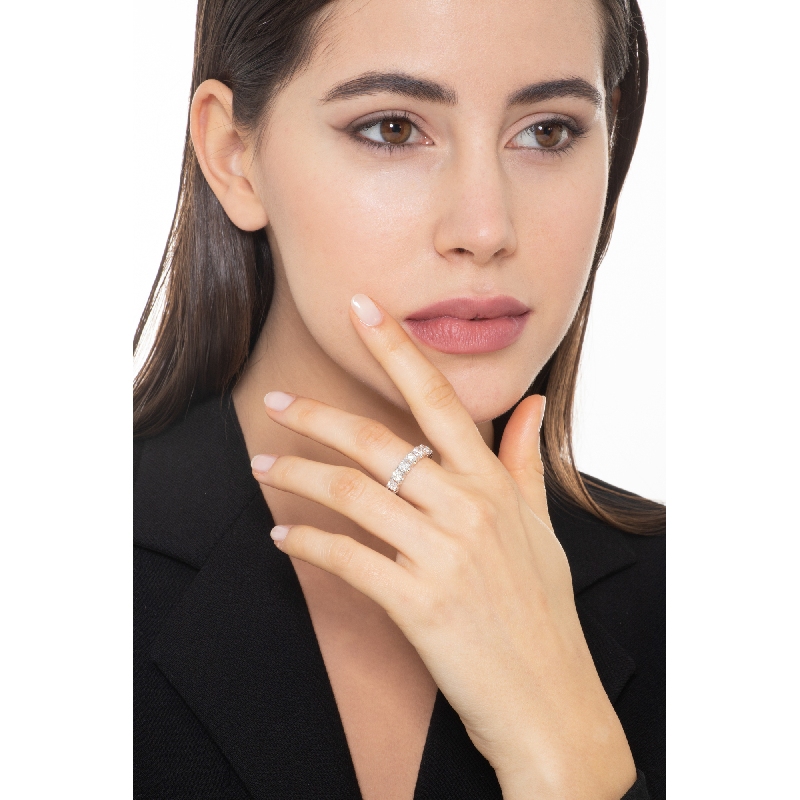 Anillo media alianza en Oro Blanco 18k con 7 Diamantes 1.50 ct