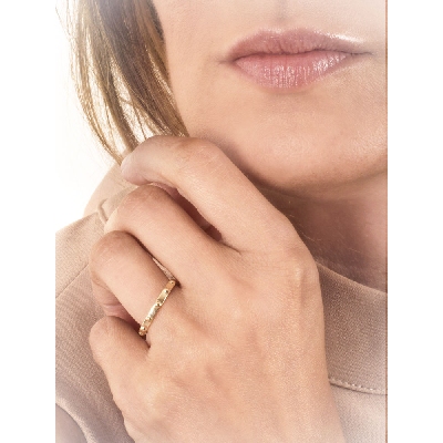 Alianza de boda modelo Rosario Oro Amarillo 18k