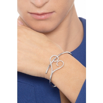 Pulsera semirrígida oro blanco 18k con corazón de diamantes