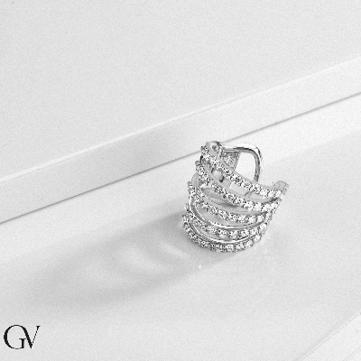 Ear cuff  pendiente en oro blanco de 18 quilates con diamantes