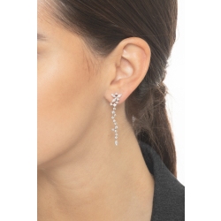 Pendientes colgantes de oro blanco de 18k con diamantes 2