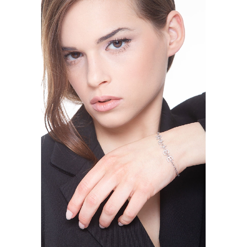 Pulsera con nombre ALICE de oro y diamantes Pulsera con nombre ALICE de oro y diamantes