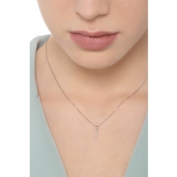 Collar con letra I de diamantes 2