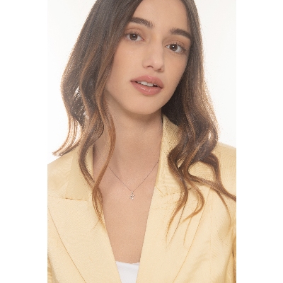 Collar letra K oro blanco 18k diamantes