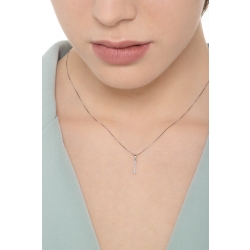 Collar con letra I oro blanco  y diamantes 2