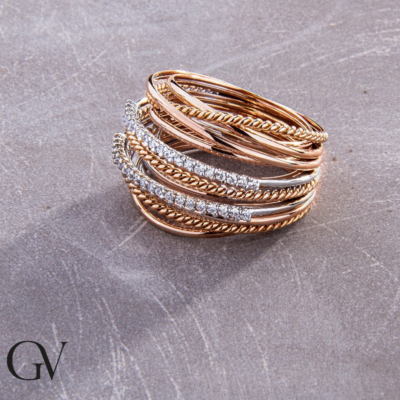 Anillo de fantasía con hilos en 2 oros 18k con diamantes