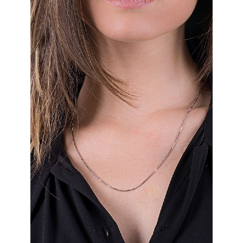 Cadena de estilo veneciano oro blanco 18 quilates, 50 cm