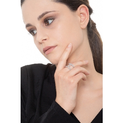 Anillo ancho de oro blanco 750 con diamantes 