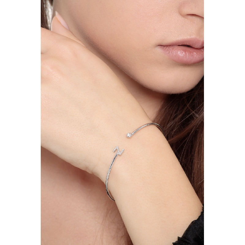 Pulsera rígida en oro blanco 18k con letra Z Pulsera rígida en oro blanco 18k con letra Z