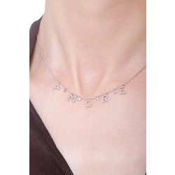 Collar oro blanco de 18k con el nombre AMORE 2