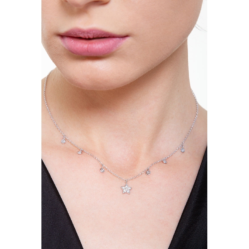 Collar oro blanco 18k con estrella central con diamantes