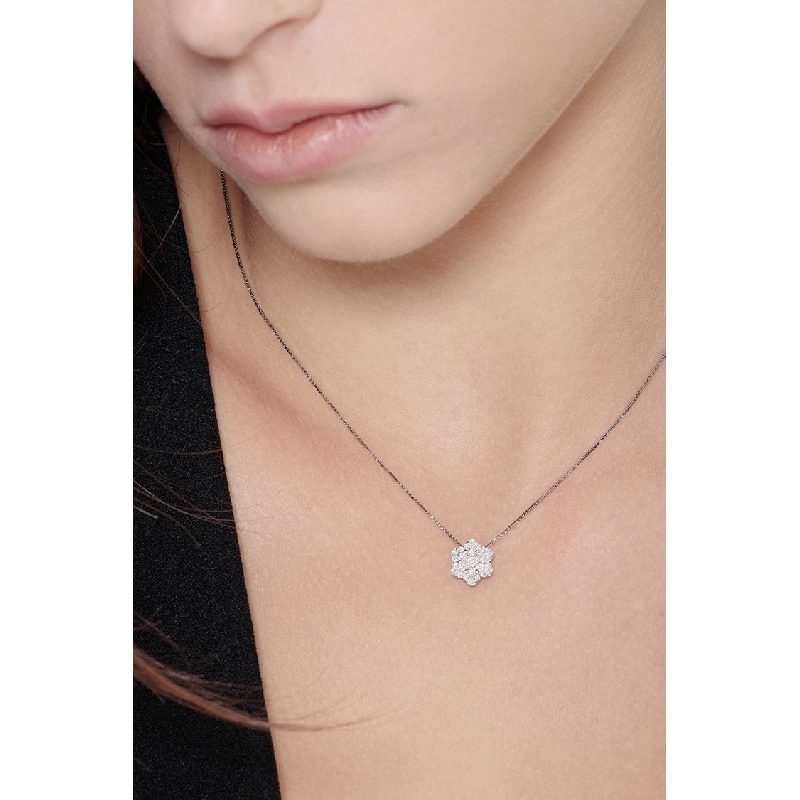 Collar mujer con halo de diamantes Oro Blanco 18k