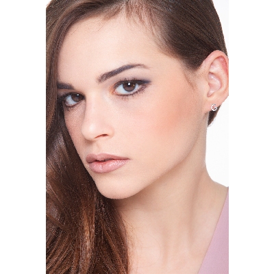 Mono pendiente Oro Blanco 18k letra G con diamantes