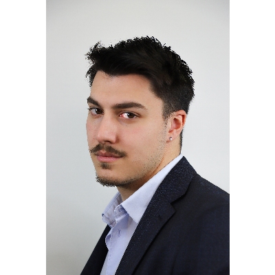 Pendientes sueltos con cruz en oro blanco de 18 quilates con diamantes