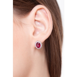 Pendientes en Oro Blanco 18k con Rubíes Ovalados y Diamantes 2