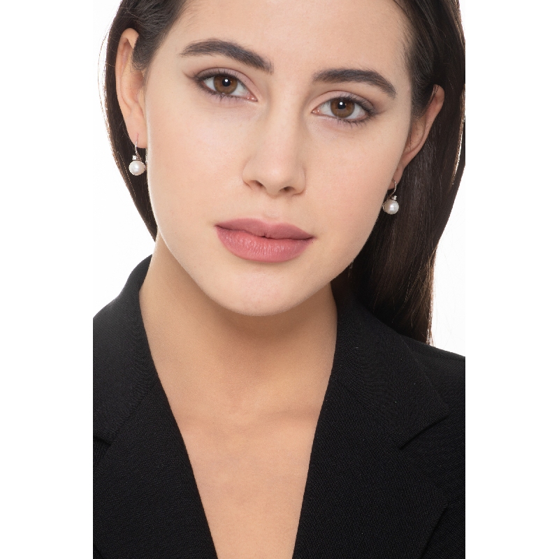 Pendientes de oro blanco de 18 quilates con perlas cultivadas de 7 mm y diamante