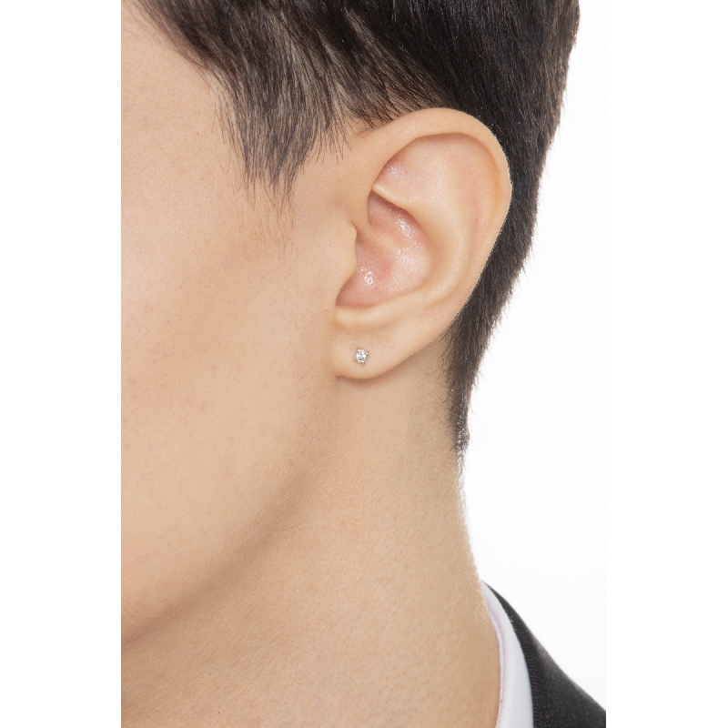 Pendientes sueltos en oro blanco de 18k con diamante Pendientes sueltos en oro blanco de 18k con diamante
