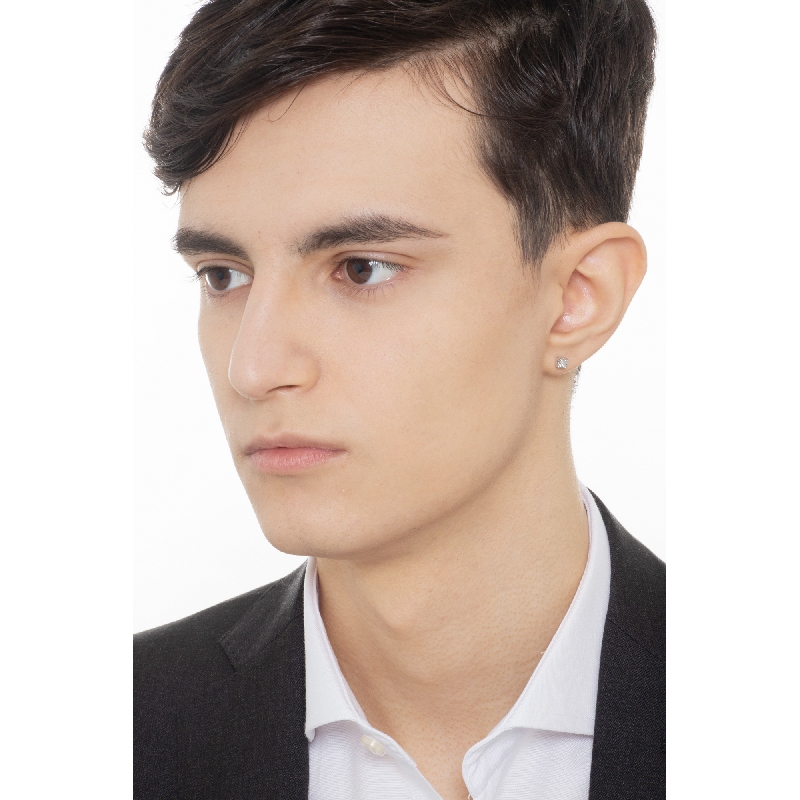 Pendientes individuales en oro blanco de 18 quilates a 4 garras con diamante Pendientes individuales en oro blanco de 18 quilates a 4 garras con diamante