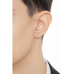 Pendiente individual en oro blanco 18 quilates a 4 garras con diamante 2