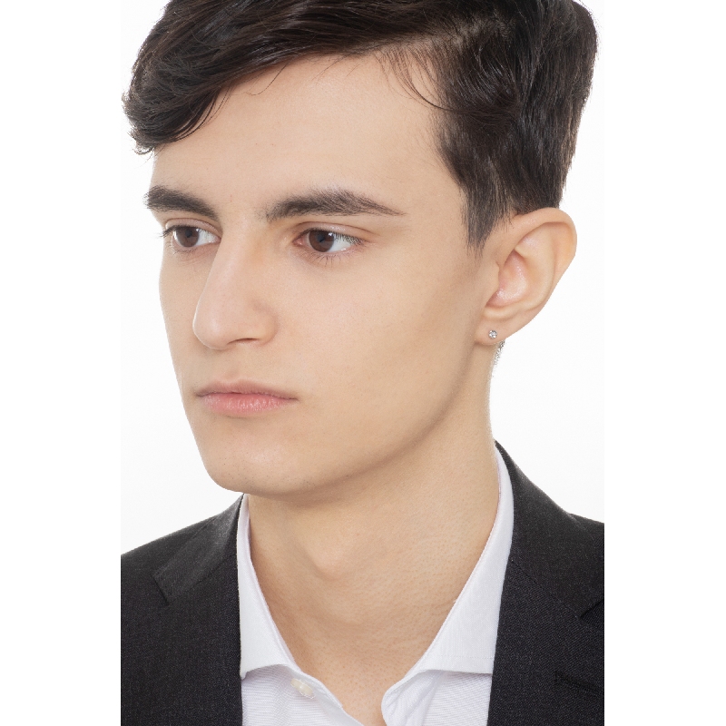 Pendiente mono en oro blanco 18 quilates con diamante Pendiente mono en oro blanco 18 quilates con diamante