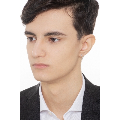 Pendiente mono en oro blanco 18 quilates con diamante