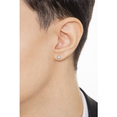 Pendiente de oro blanco de 18 quilates y diamante