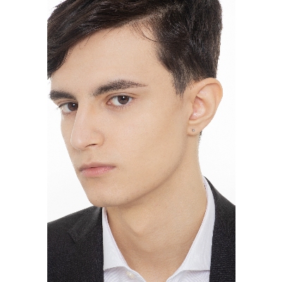 Pendiente mono con diamante y oro 18k