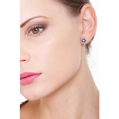 Pendientes en oro blanco 18k con diamantes y zafiros azules