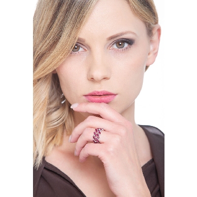 Anillo Cuban Link en oro blanco 18k con rubíes