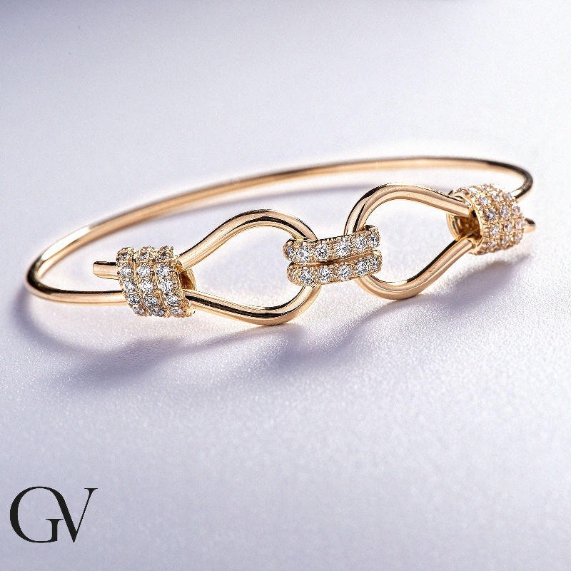 Brazalete rígido oro amarillo 18k con diamantes Brazalete rígido oro amarillo 18k con diamantes