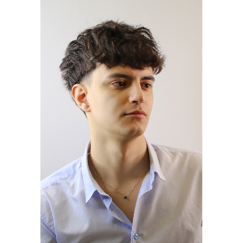 Collar en oro blanco de 18 quilates con diamante negro de 0,45 ct