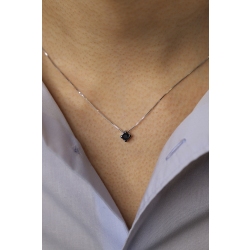 Collar en oro blanco de 18 quilates con diamante negro de 0,45 ct 2