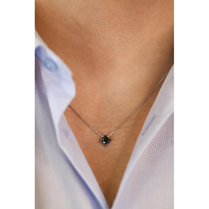 Collar hombre de oro blanco 18k diamante negro CM50