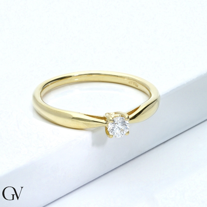 Anillo solitario diamante oro amarillo 18k ct 0.20
