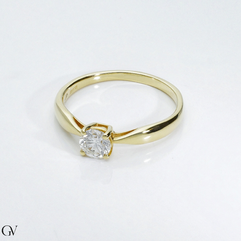 Anillo solitario diamante 0.50 ct oro amarillo 18k