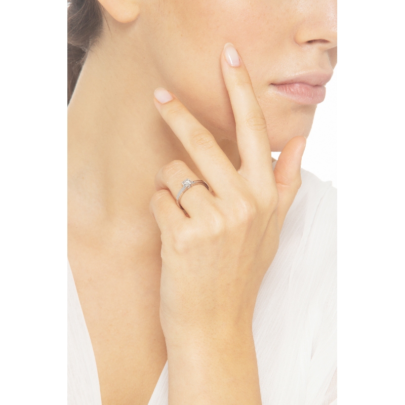 Anillo solitario diamante 0,50 ct oro blanco 18k