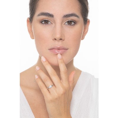 Anillo solitario lineal 4 garras diamante 0.70 ct