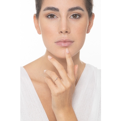 Anillo Solitaire en Oro Blanco 18k con Diamante 0.04 ct