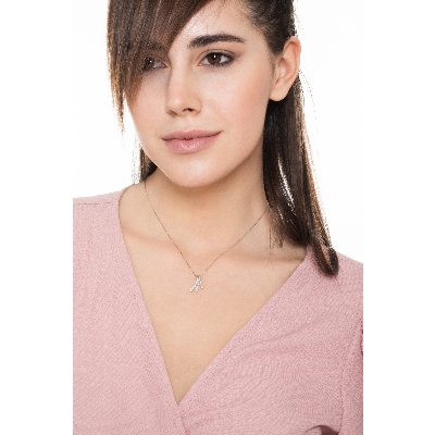 Collar Oro Blanco 18k con colgante Trilogy y brillantes