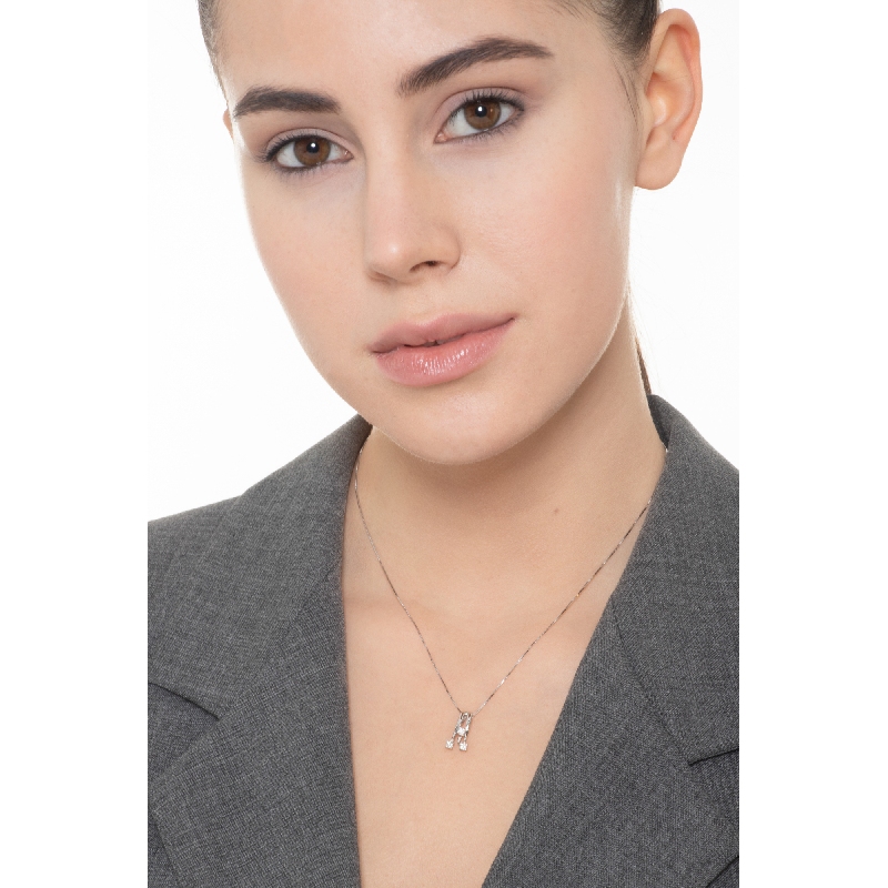 Collar elegante oro blanco 18k colgante tres piedras