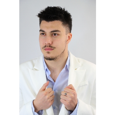 Anillo solitario hombre en oro blanco 18 quilates diamante negro