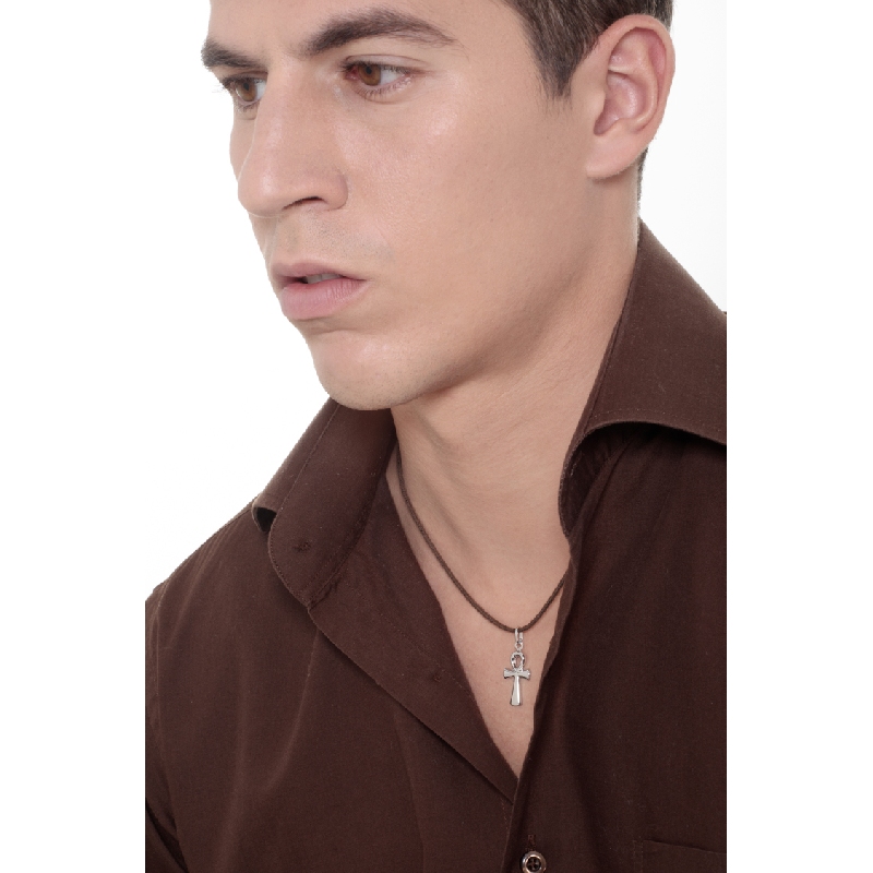 Colgante Cruz Hebrea en oro blanco de 18k Colgante Cruz Hebrea en oro blanco de 18k