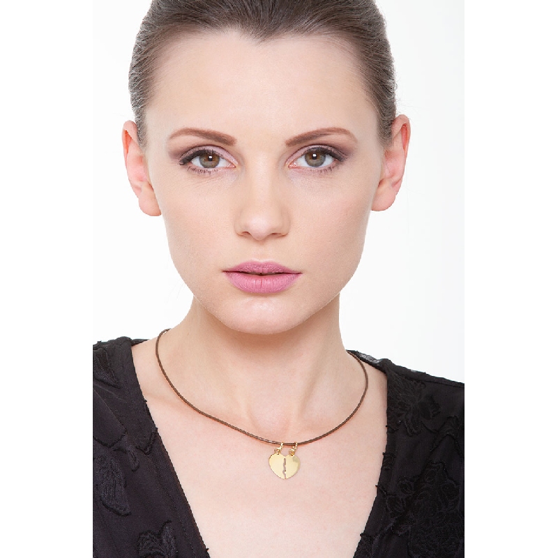 Colgante corazón en oro amarillo de 18k