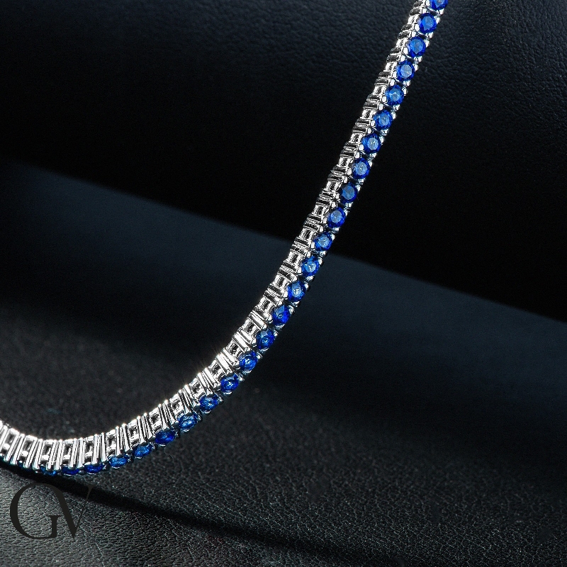 Pulsera riviera en oro blanco de 18k con zafiros azules Pulsera riviera en oro blanco de 18k con zafiros azules
