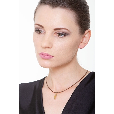 Colgante zapatilla de danza en oro amarillo 18k