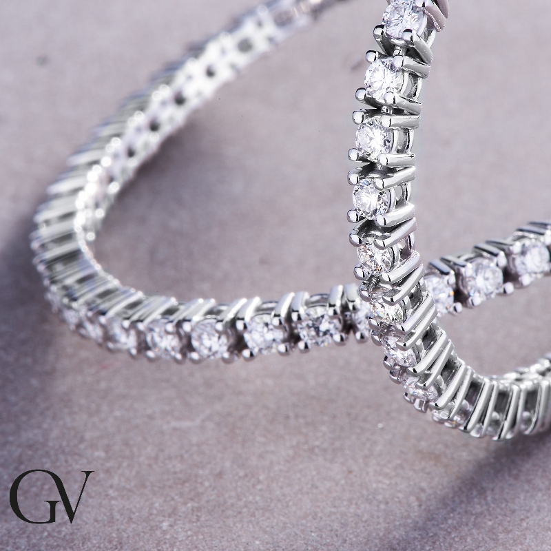 Pulsera riviere en oro blanco 18 quilates con diamantes  Pulsera riviere en oro blanco 18 quilates con diamantes