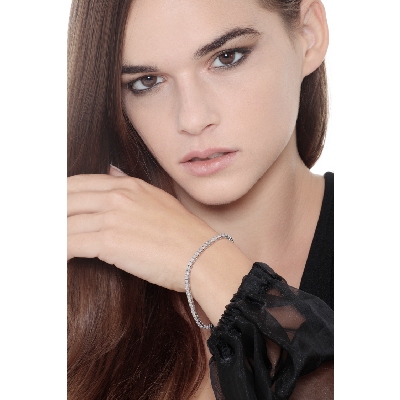 Pulsera riviere en oro blanco 18 kilates con brillantes 