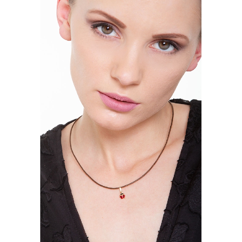 Colgante de mariquita en oro amarillo 18k esmaltado