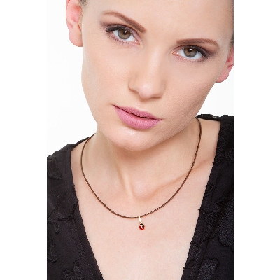 Colgante de mariquita en oro amarillo 18k esmaltado